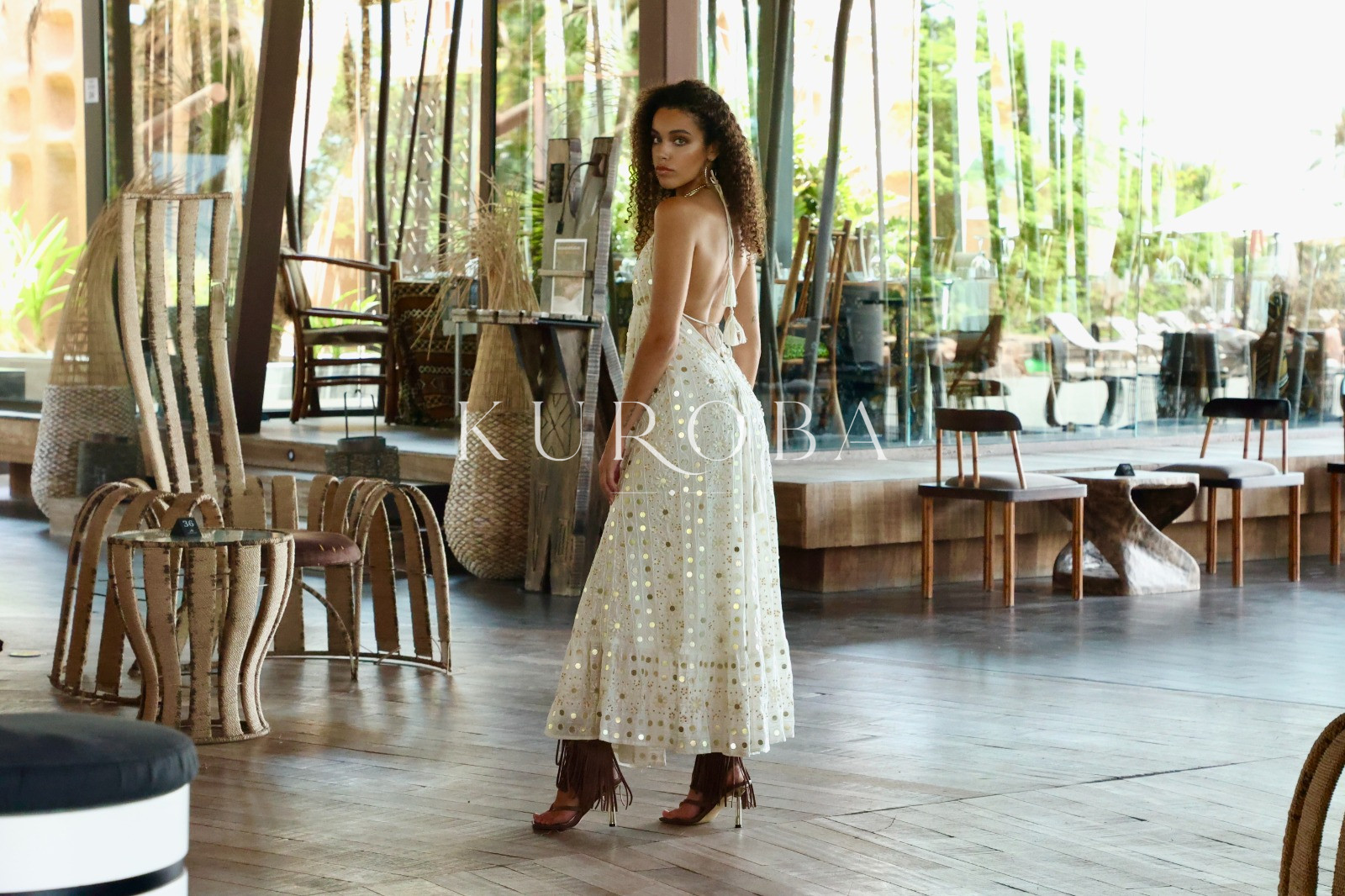 Vestido Joya Solara con Espalda Descubierta - Imagen 3
